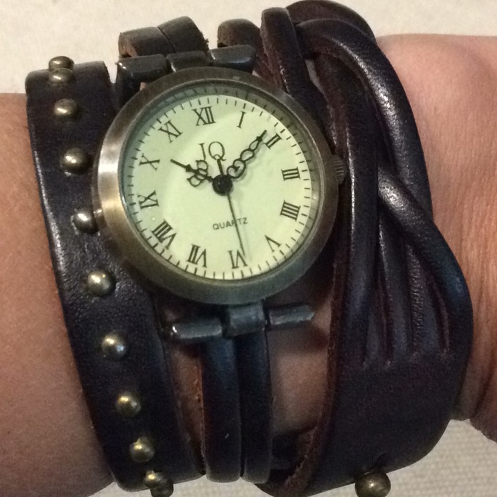 JQ Classic Leather Fashion Bangle Bracelet Watch
